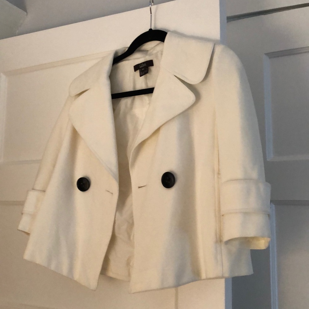 White cropped jacket